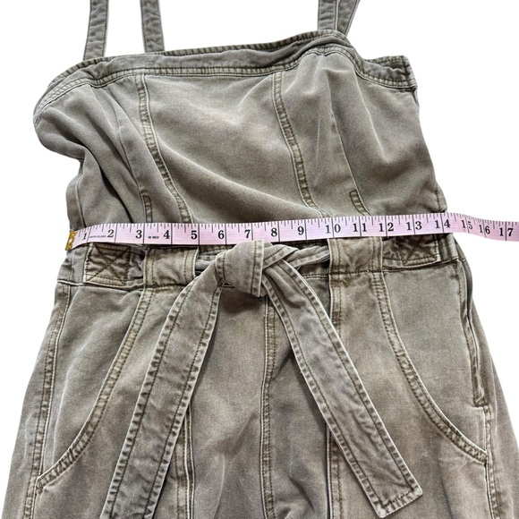 FREE PEOPLE Small Go West Utility Jumpsuit in Moss Revolve Open Back Cargo S - Picture 15 of 16